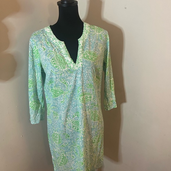 Lily Pulitzer Blue and Green Patterned Tunic with Beaded Neckline - Picture 2 of 4
